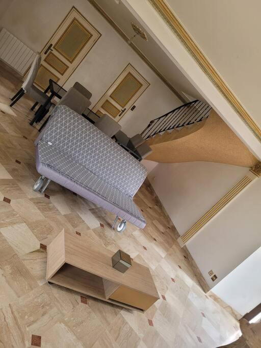 Le Castel - Dormir Comme A La Maison - シャトーブリアン エクステリア 写真